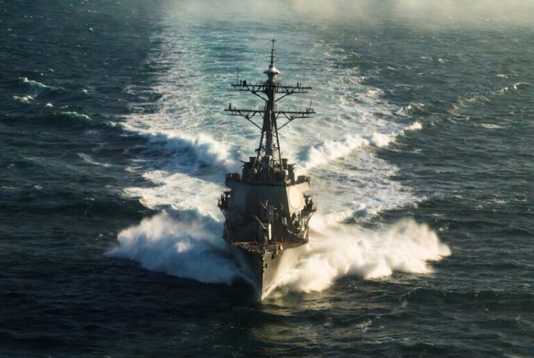 Image accompanying the article on Project Freedom and U.S. warships guiding ships through the Strait of Hormuz.
